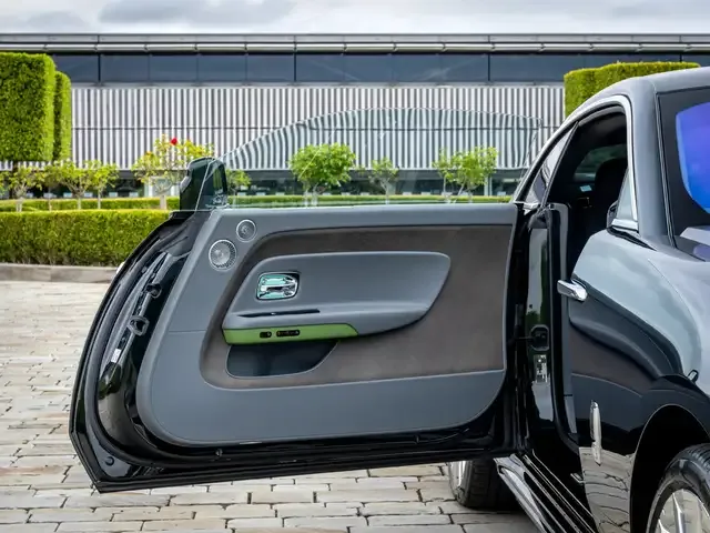 Rolls-Royce Spectre