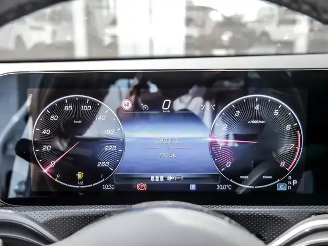 Mercedes-Benz CLA 180