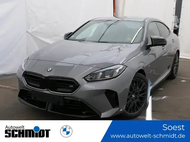BMW 235