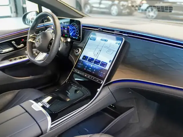 Mercedes-Benz EQE 300