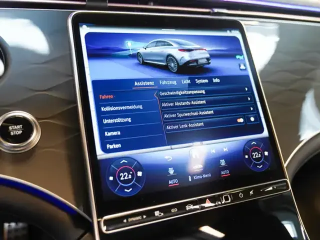 Mercedes-Benz EQE 300