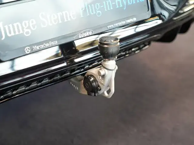 Mercedes-Benz EQE 300