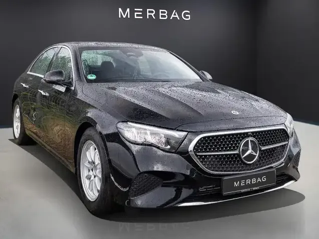 Mercedes-Benz E 200