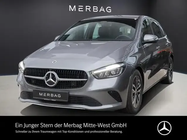 Mercedes-Benz B 180