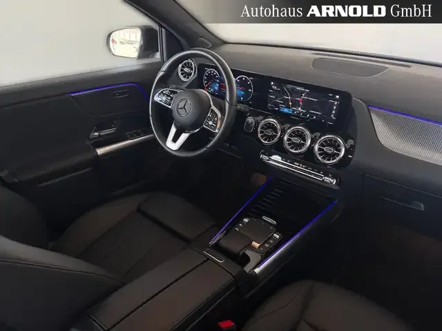 Mercedes-Benz EQA 300