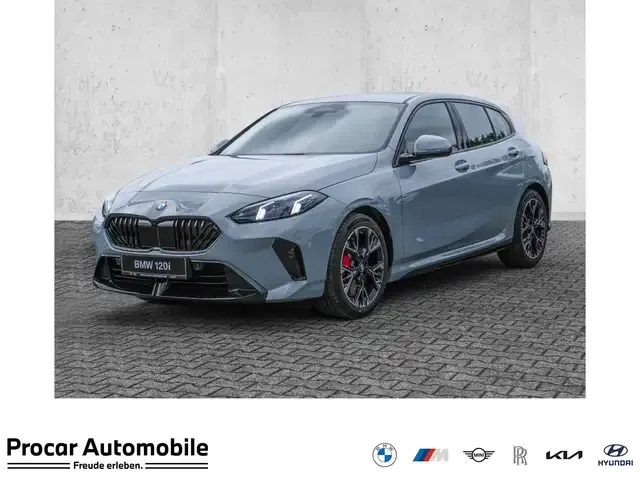 BMW 120