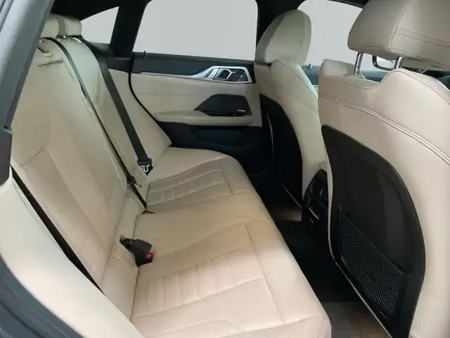 BMW 440