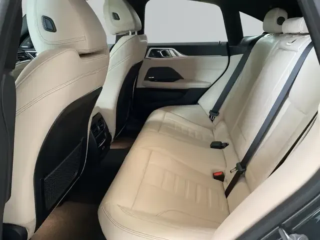 BMW 440