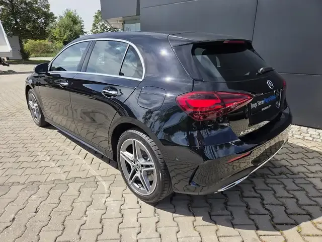 Mercedes-Benz A 250