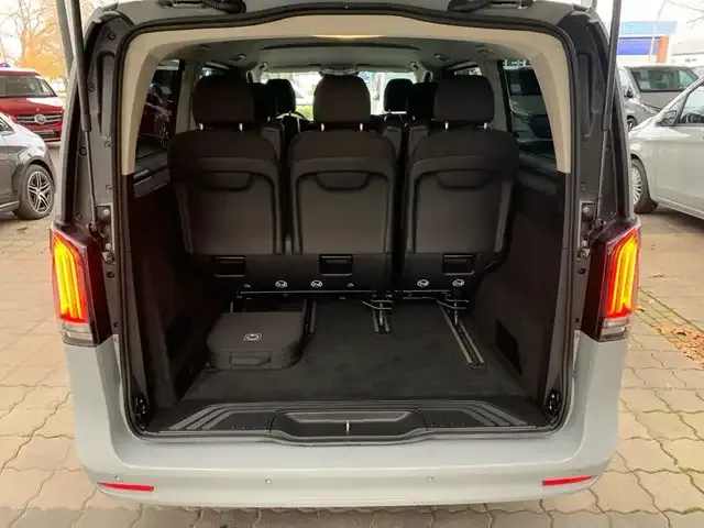 Mercedes-Benz EQV 300