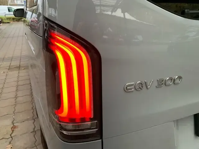 Mercedes-Benz EQV 300