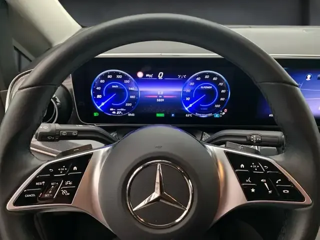 Mercedes-Benz EQV 300