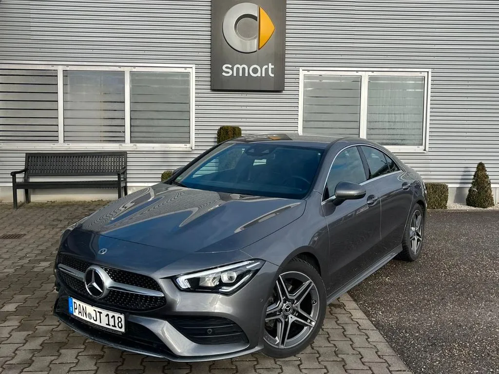 Mercedes-Benz CLA 180