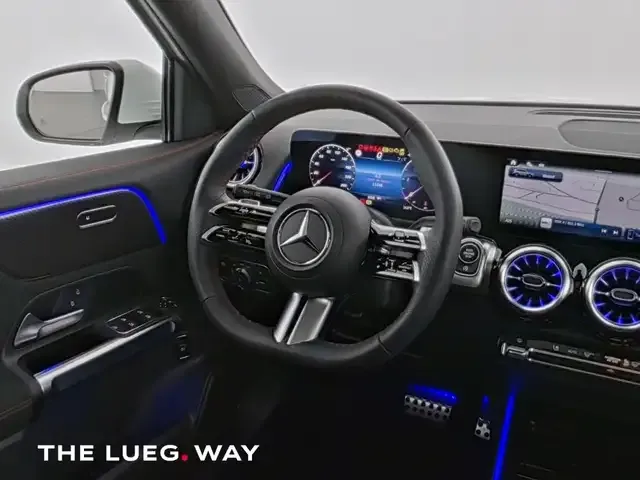 Mercedes-Benz GLB 200