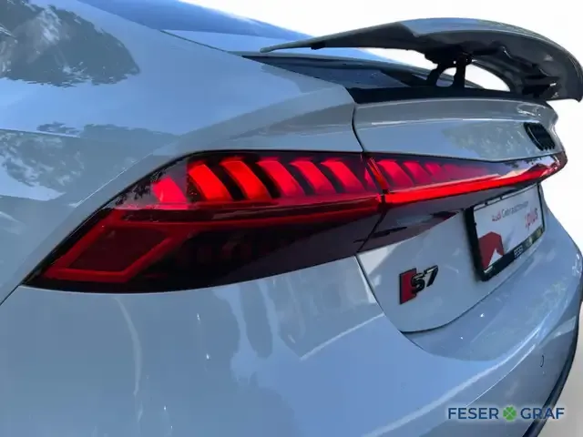 Audi S7