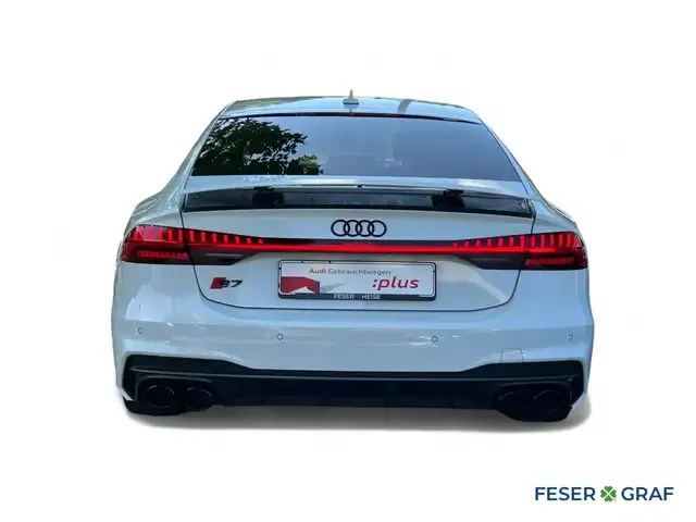 Audi S7
