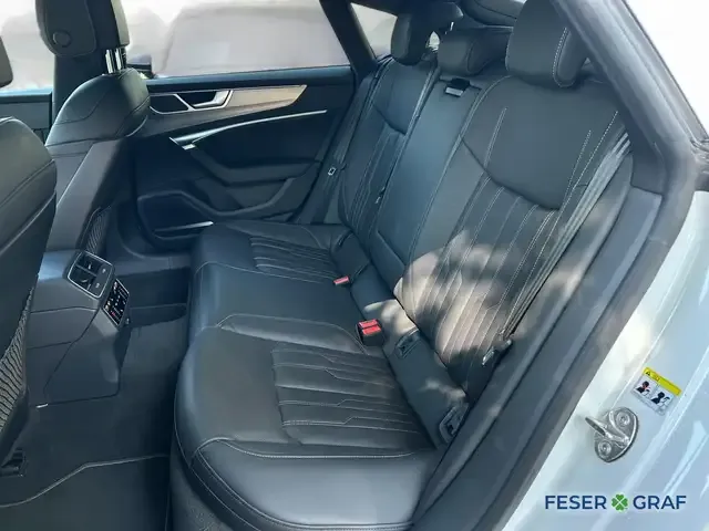 Audi S7