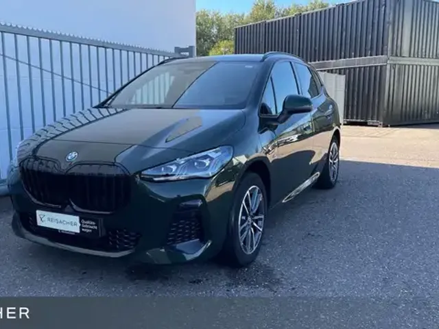 BMW 230