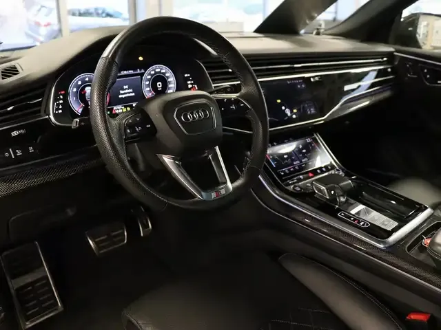 Audi SQ8