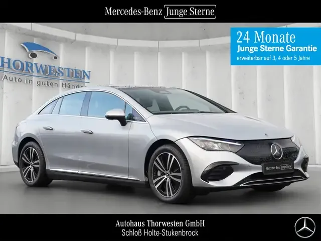 Mercedes-Benz EQE 300