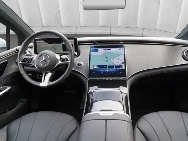 Mercedes-Benz EQE 300