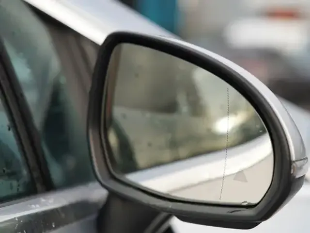 Mercedes-Benz EQE 300