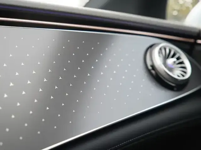 Mercedes-Benz EQE 300