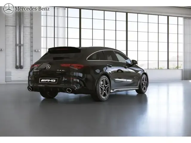 Mercedes-Benz CLA 35 AMG
