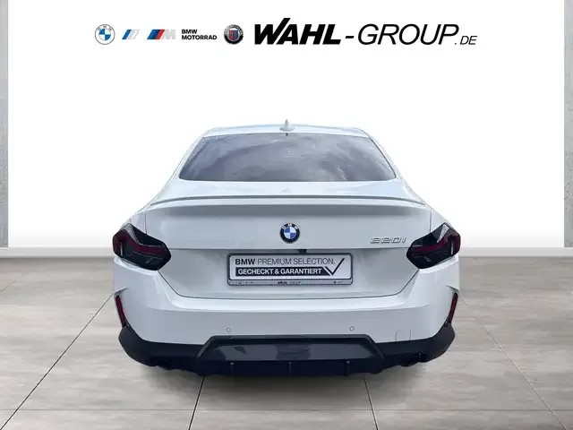 BMW 220
