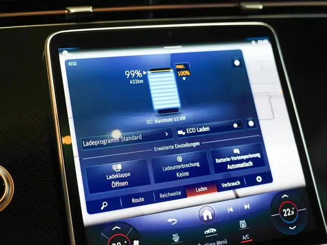 Mercedes-Benz EQE 300