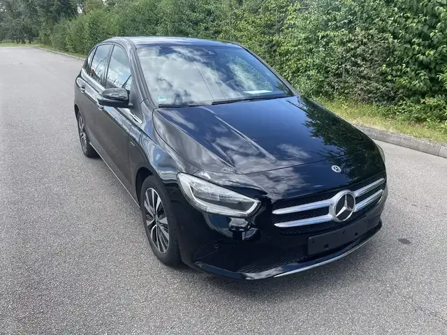 Mercedes-Benz B 250