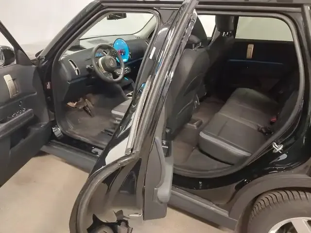 MINI One D Countryman