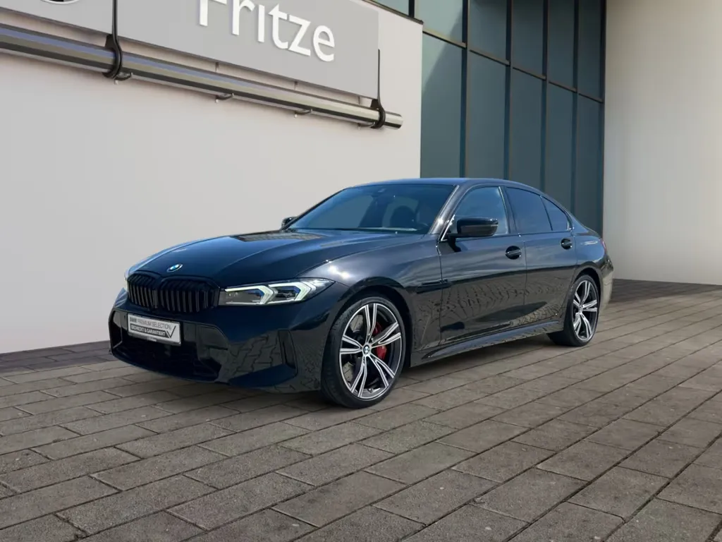 BMW 330