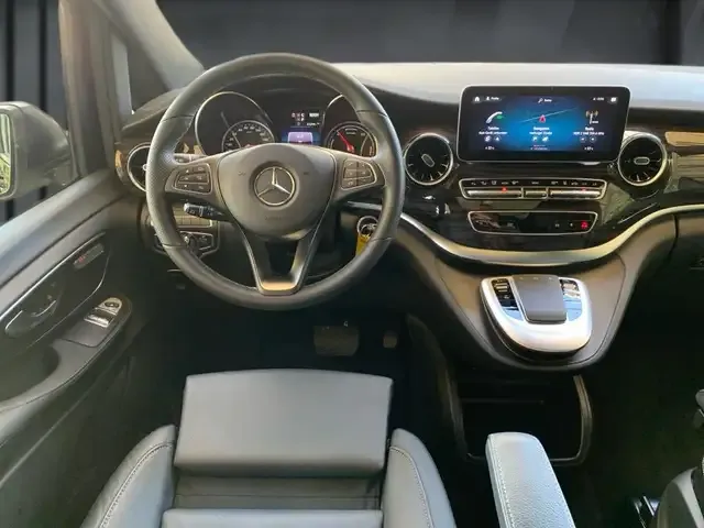 Mercedes-Benz EQV 300