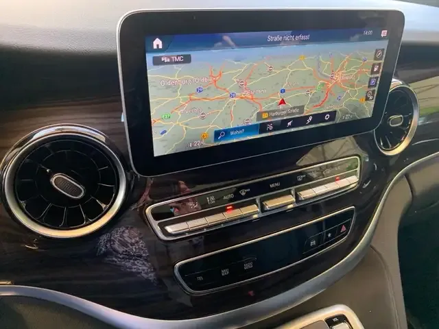 Mercedes-Benz EQV 300