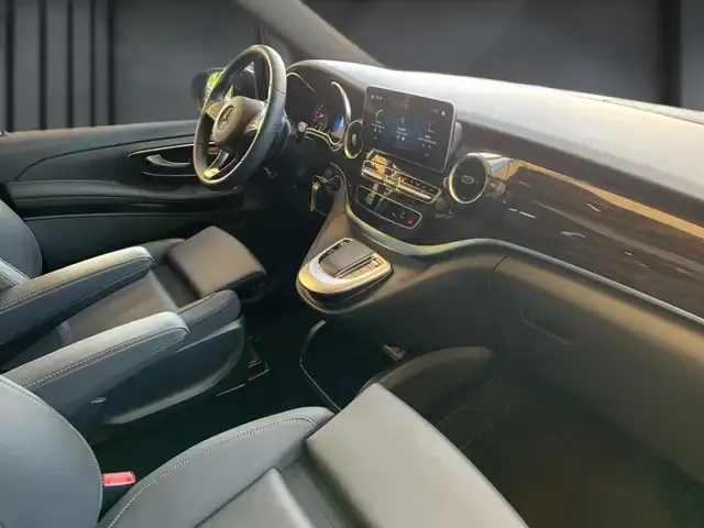 Mercedes-Benz EQV 300
