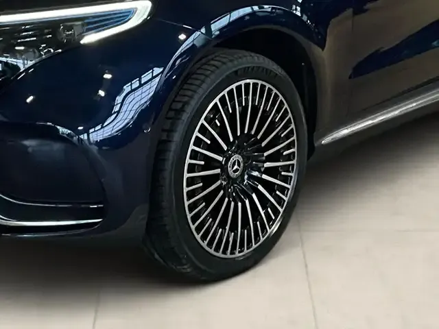 Mercedes-Benz EQC 400