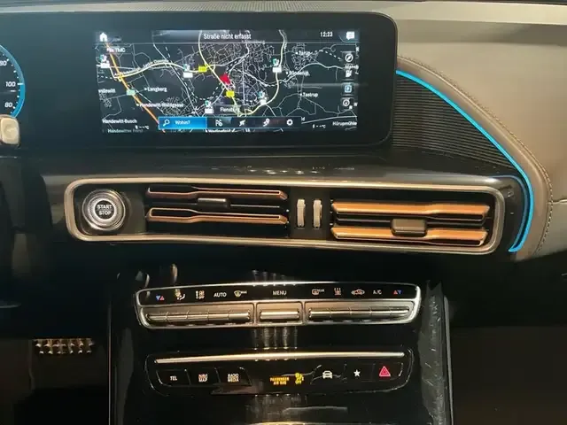 Mercedes-Benz EQC 400