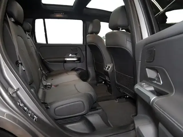 Mercedes-Benz EQB 350