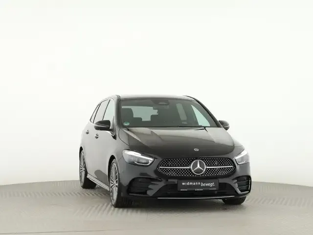 Mercedes-Benz B 220