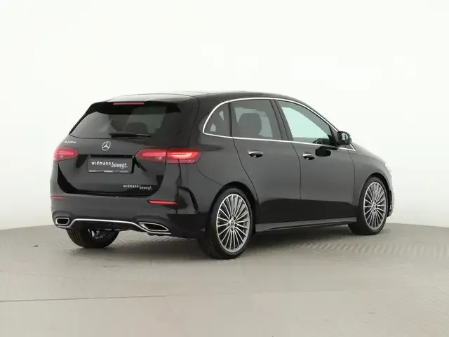Mercedes-Benz B 220