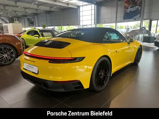 Porsche 992