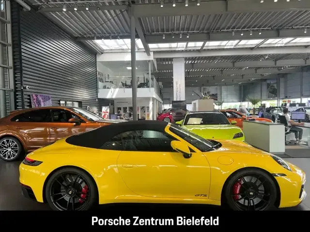 Porsche 992