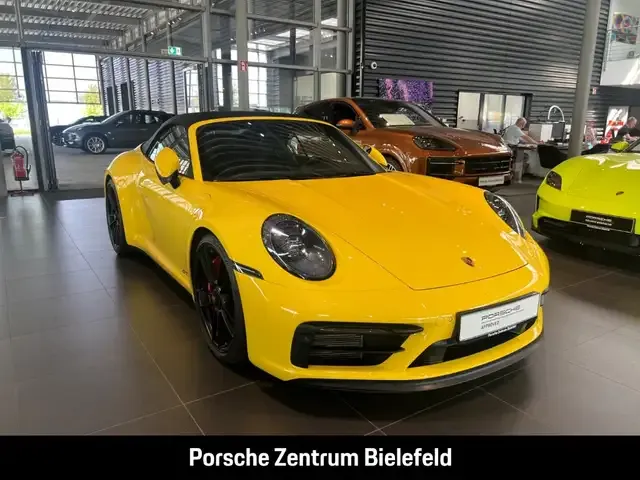 Porsche 992