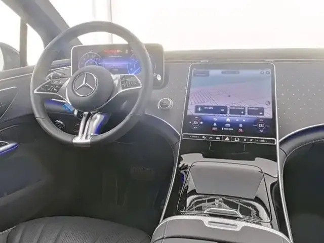 Mercedes-Benz EQE 300