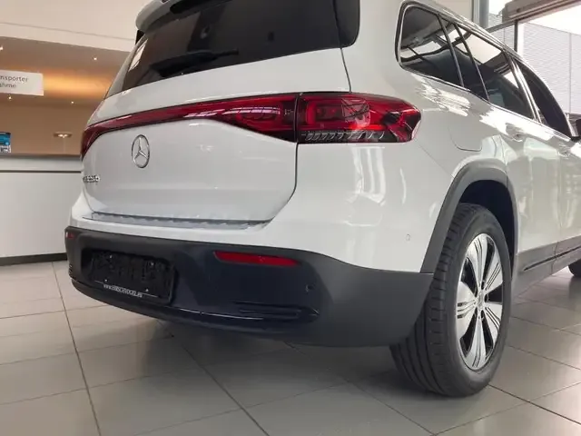 Mercedes-Benz EQB 250