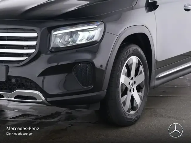 Mercedes-Benz GLB 180