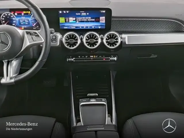 Mercedes-Benz GLB 180
