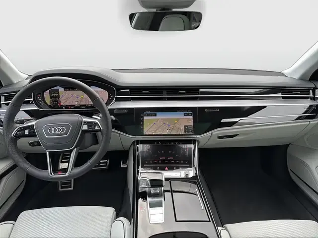 Audi S8