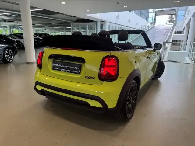 MINI Cooper Cabrio